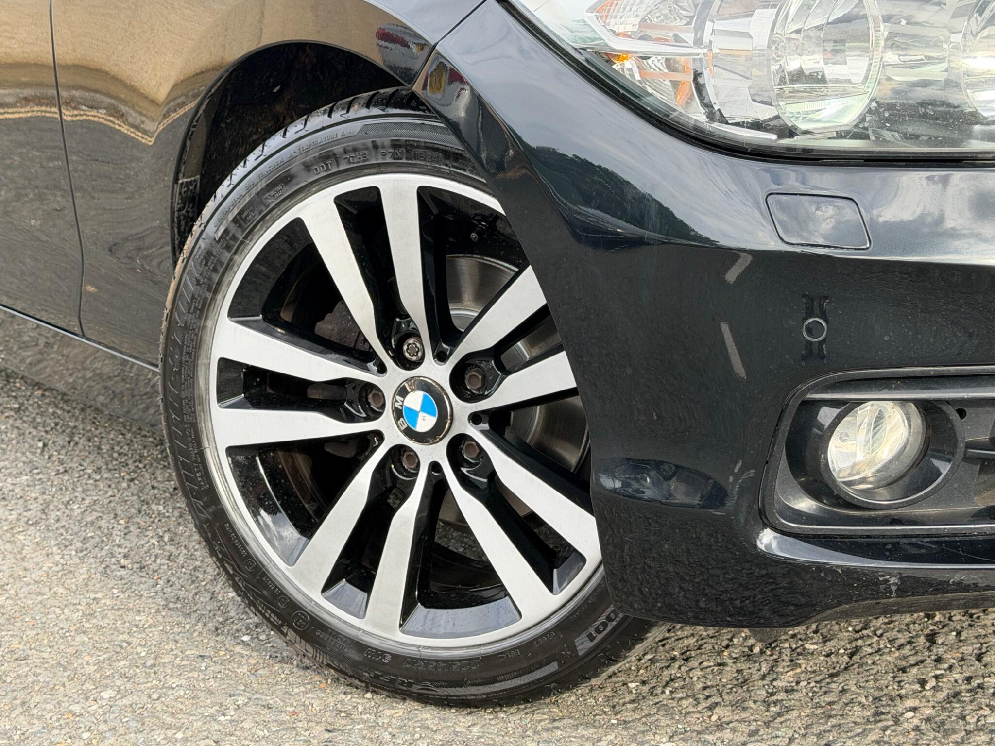 BMW 1 Series view 24