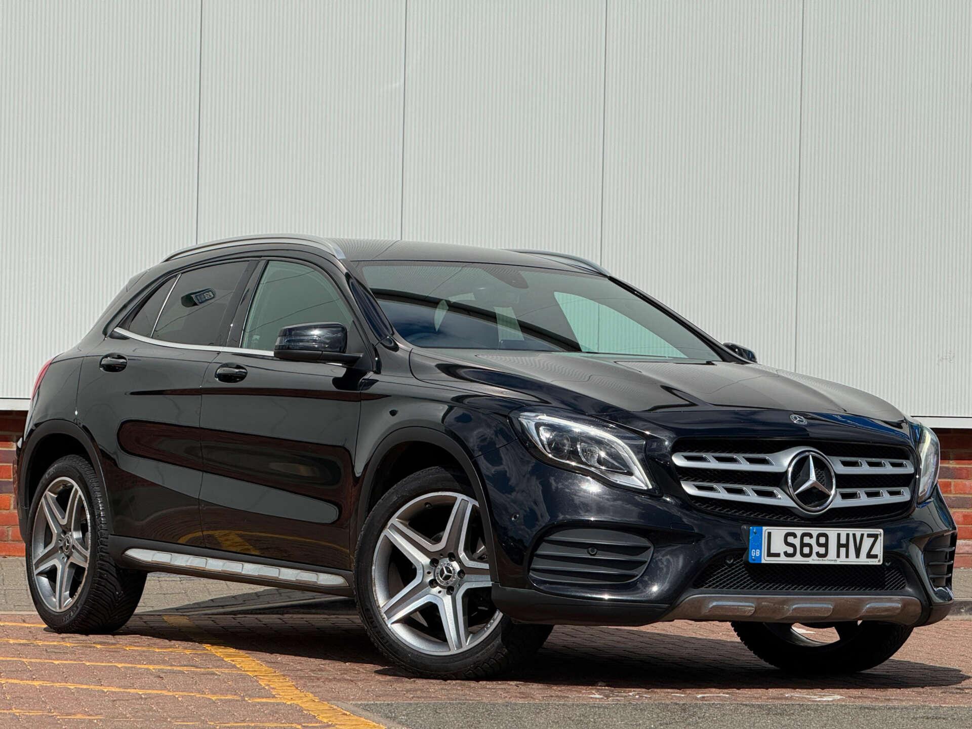 Mercedes-Benz Gla view 6