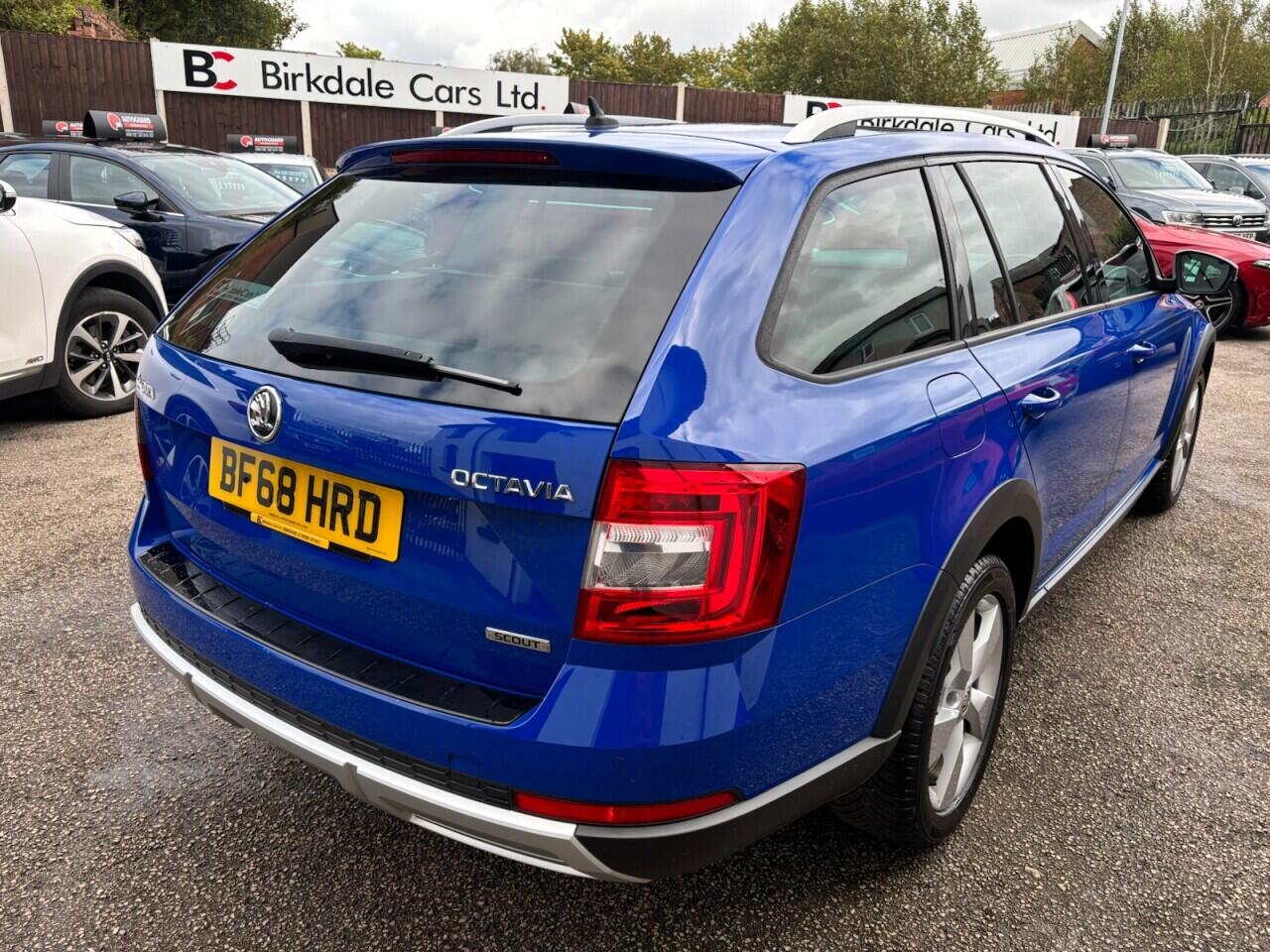Skoda Octavia view 3