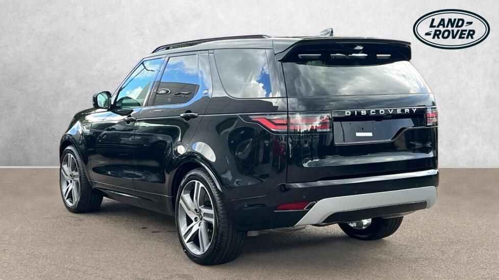 Land Rover Discovery view 2