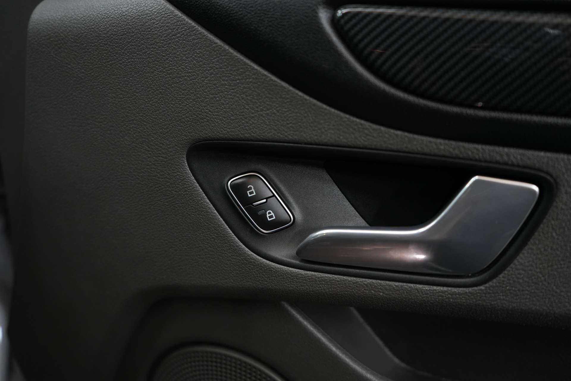 Ford Transit Custom view 25