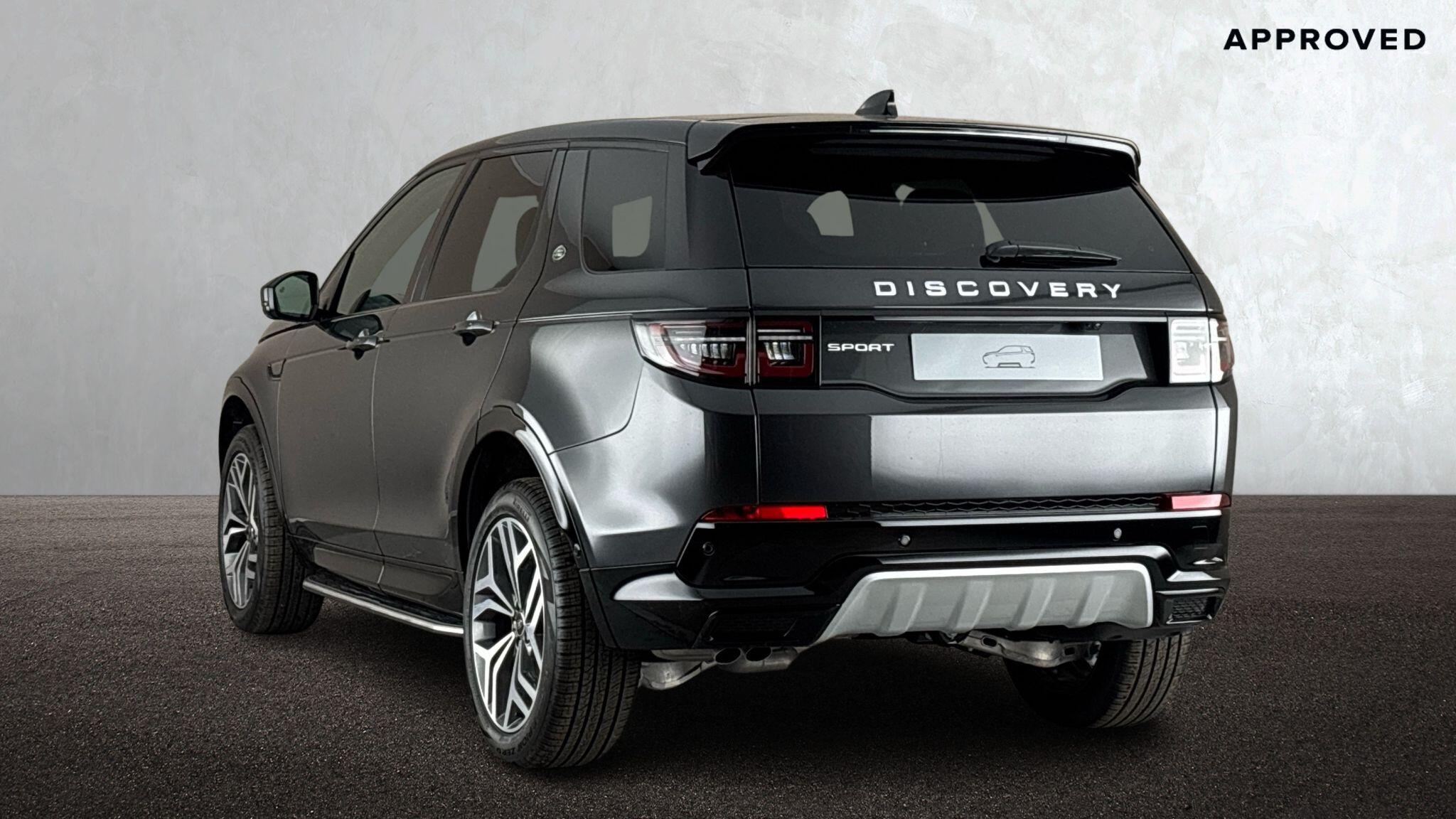 Land Rover Discovery Sport view 2