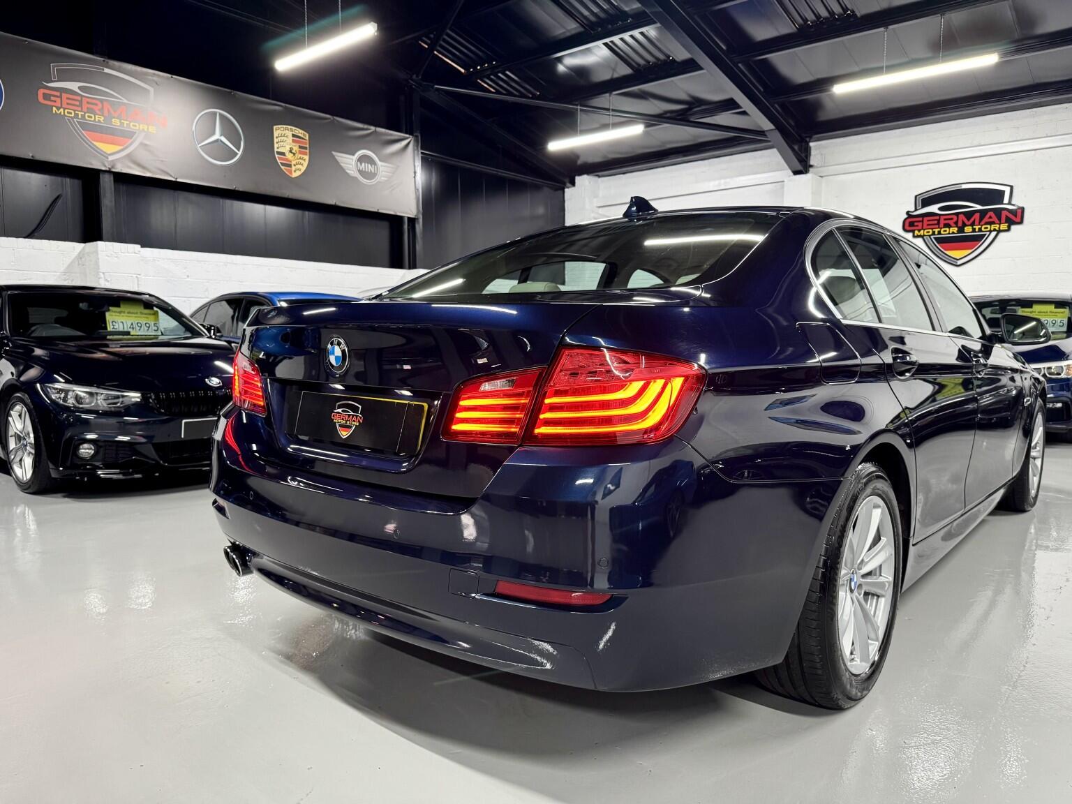 BMW 5 Series view 15