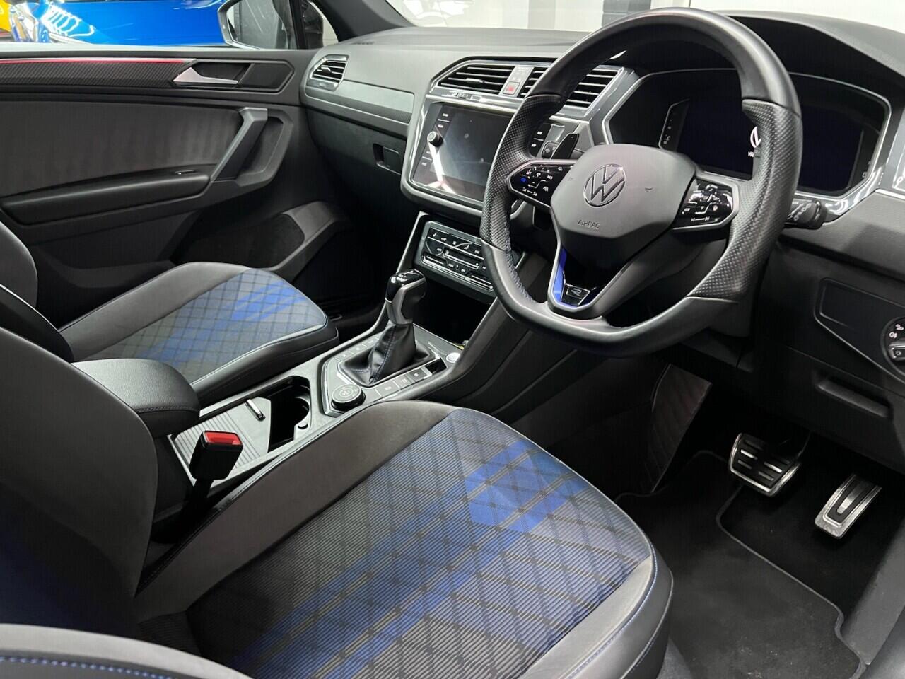 Volkswagen Tiguan view 41