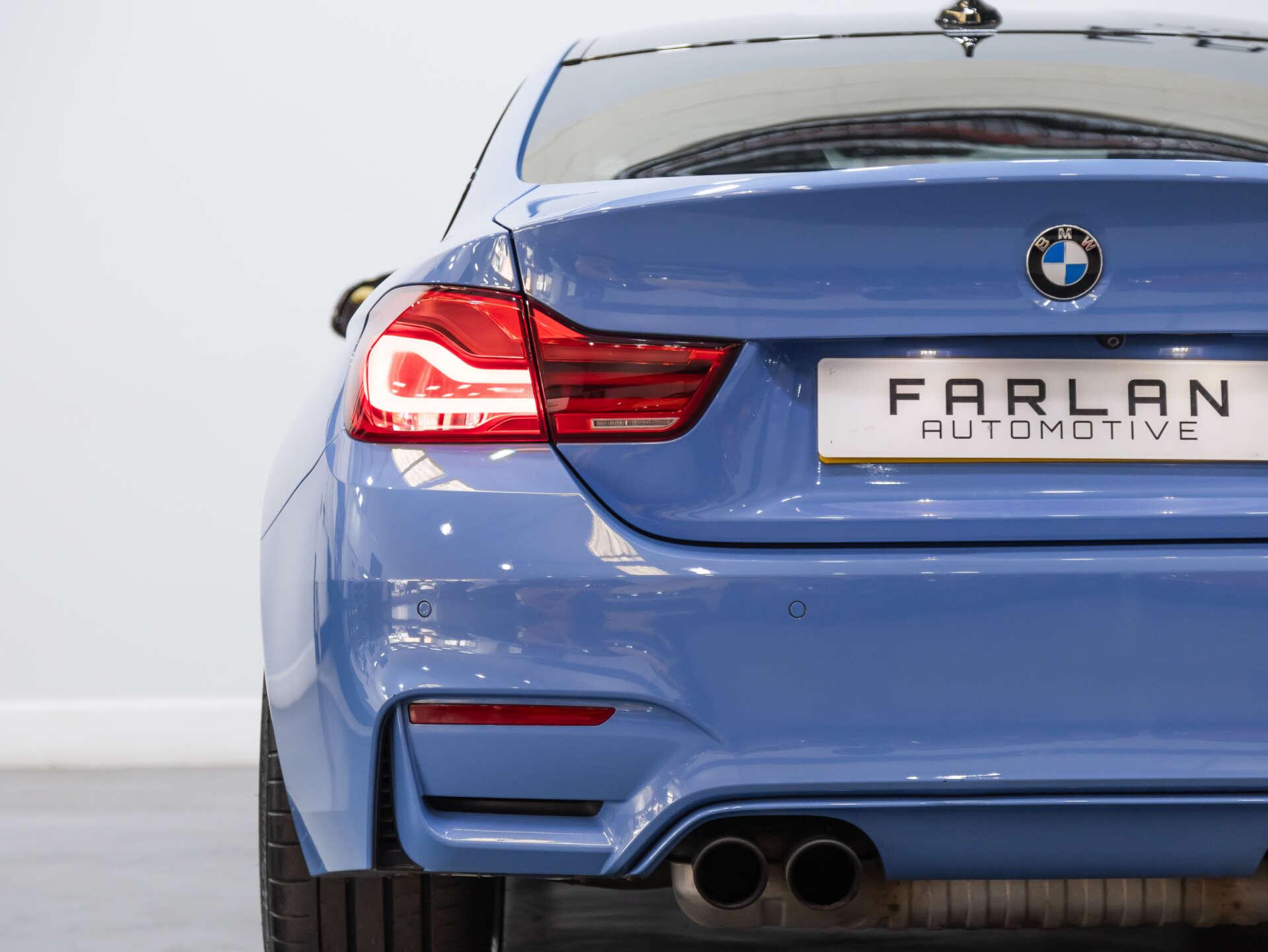 BMW M4 view 30