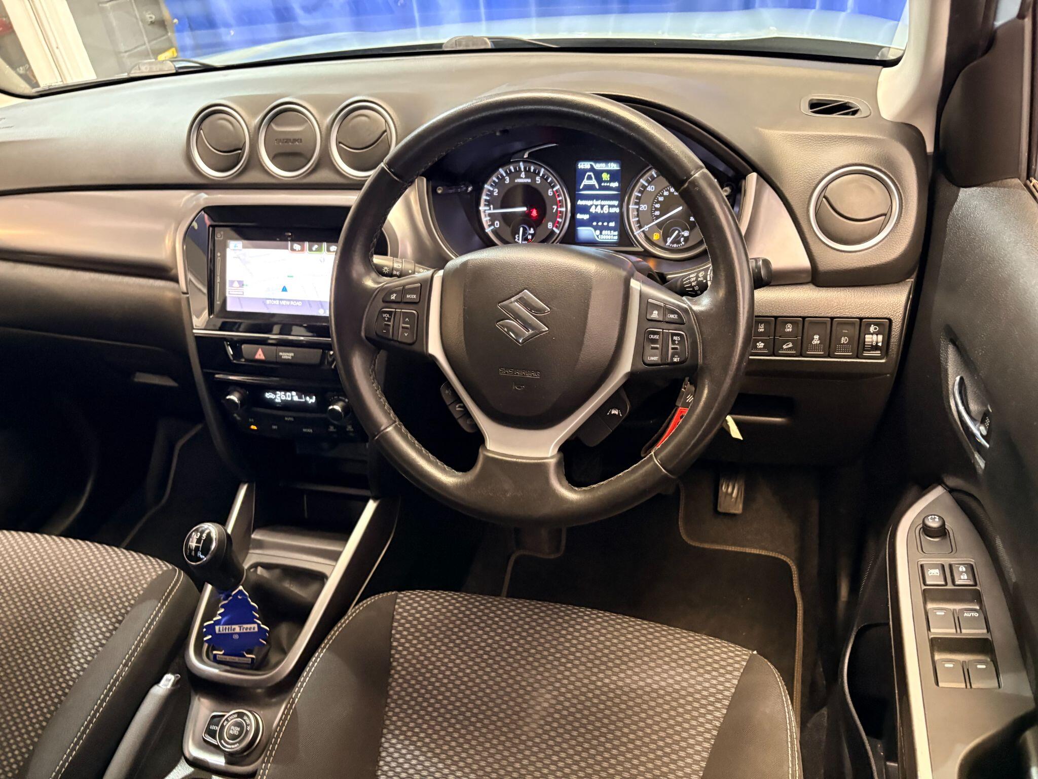 Suzuki Vitara view 26