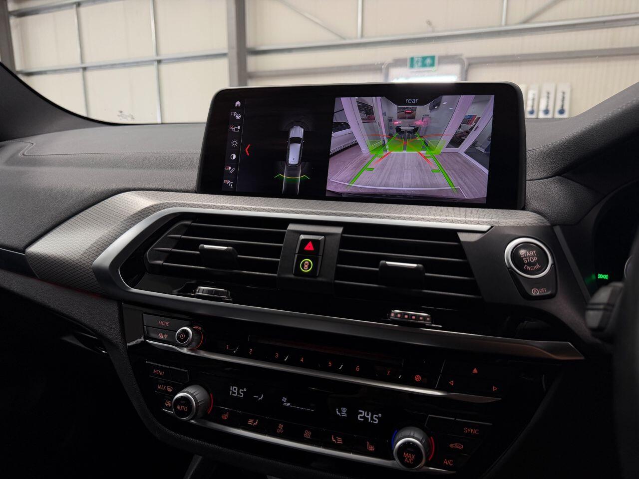 BMW X3 view 9