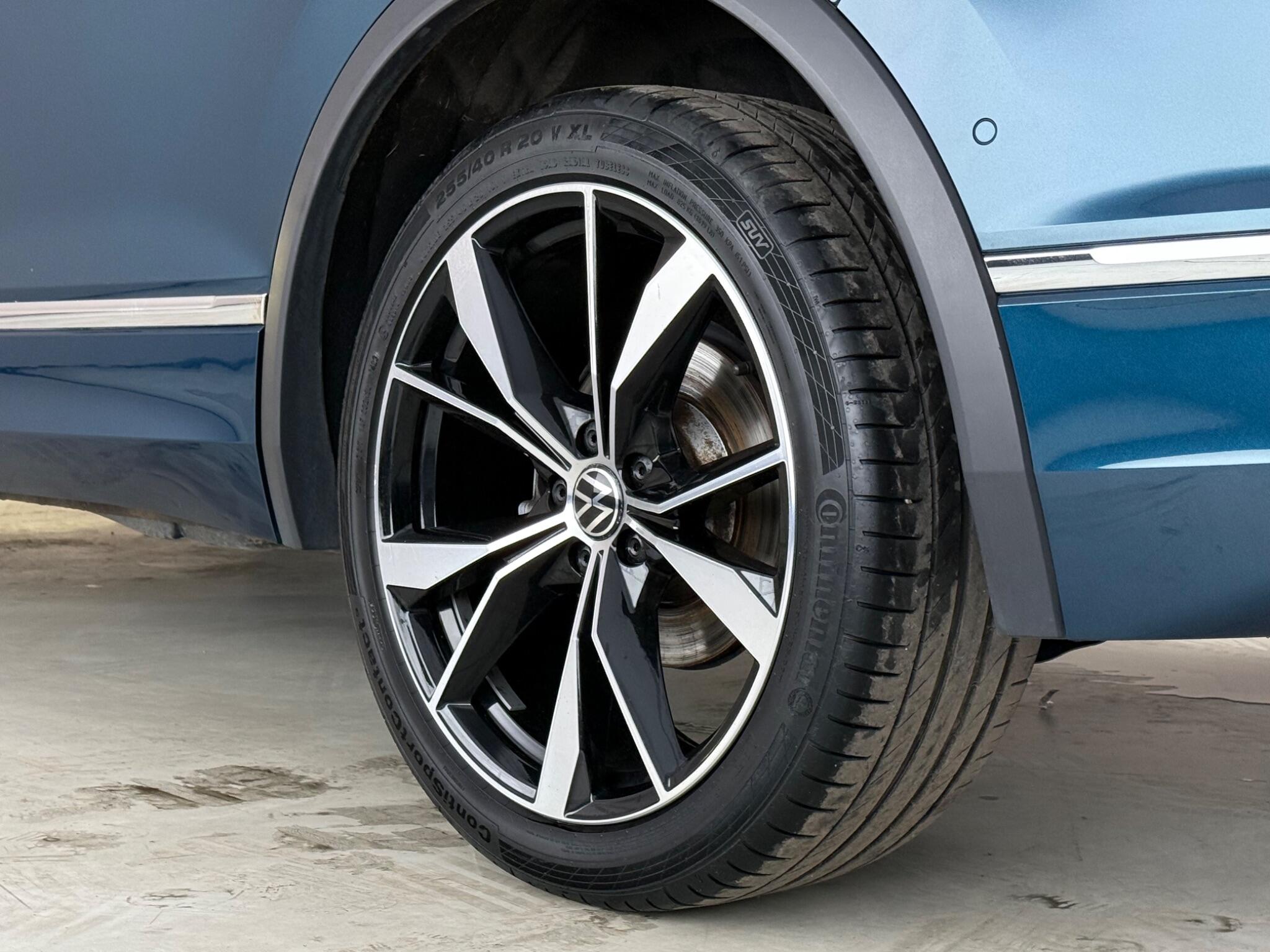 Volkswagen Tiguan view 9