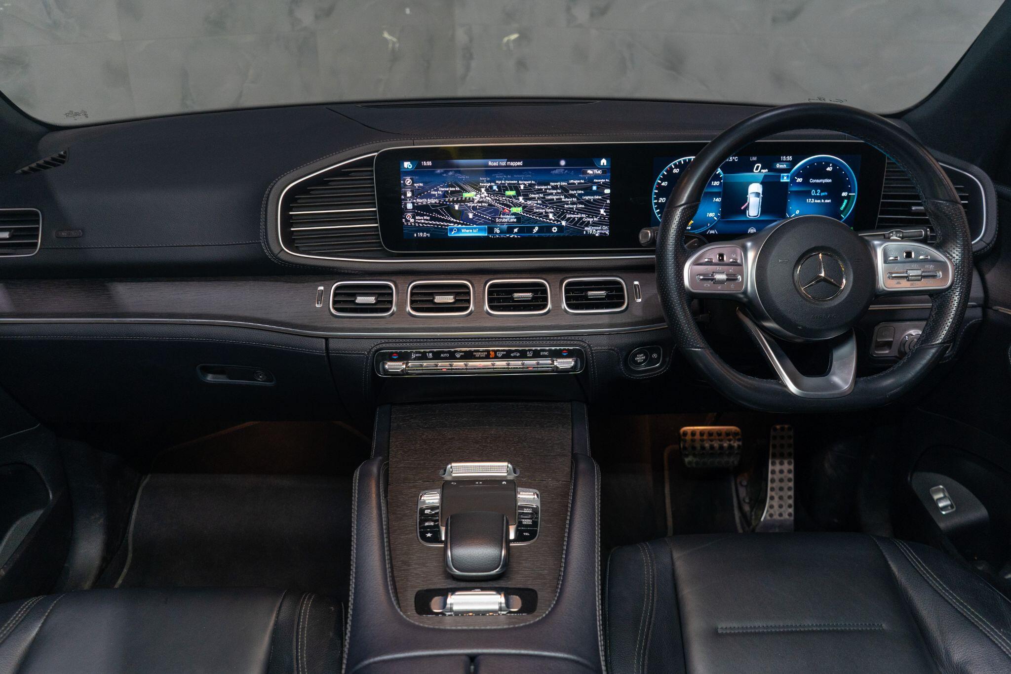 Mercedes-Benz GLE view 12