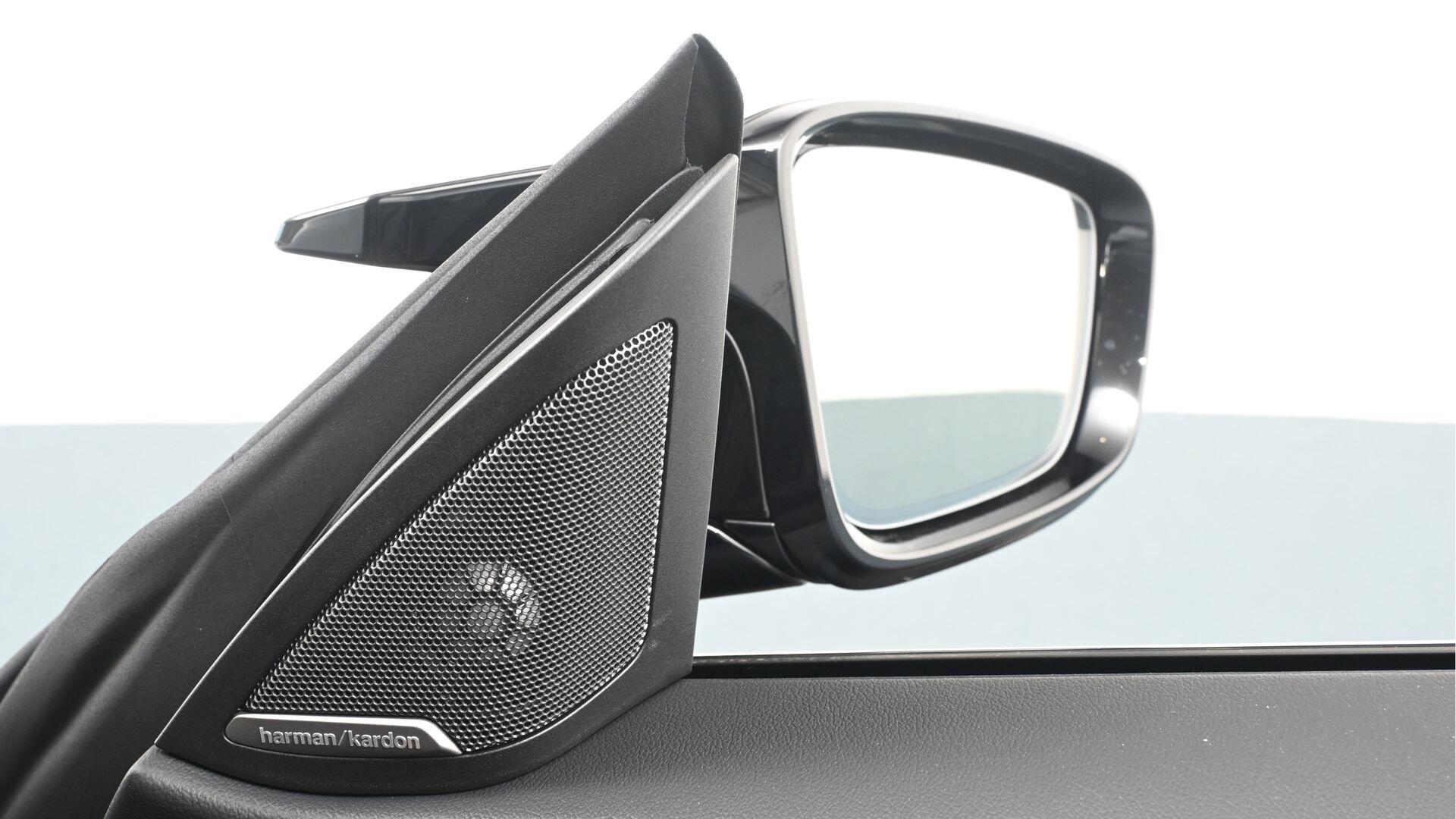 BMW i4 view 20