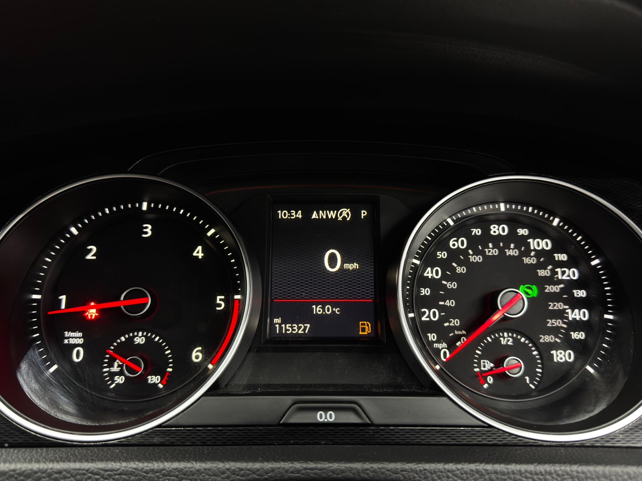 Volkswagen Golf view 21