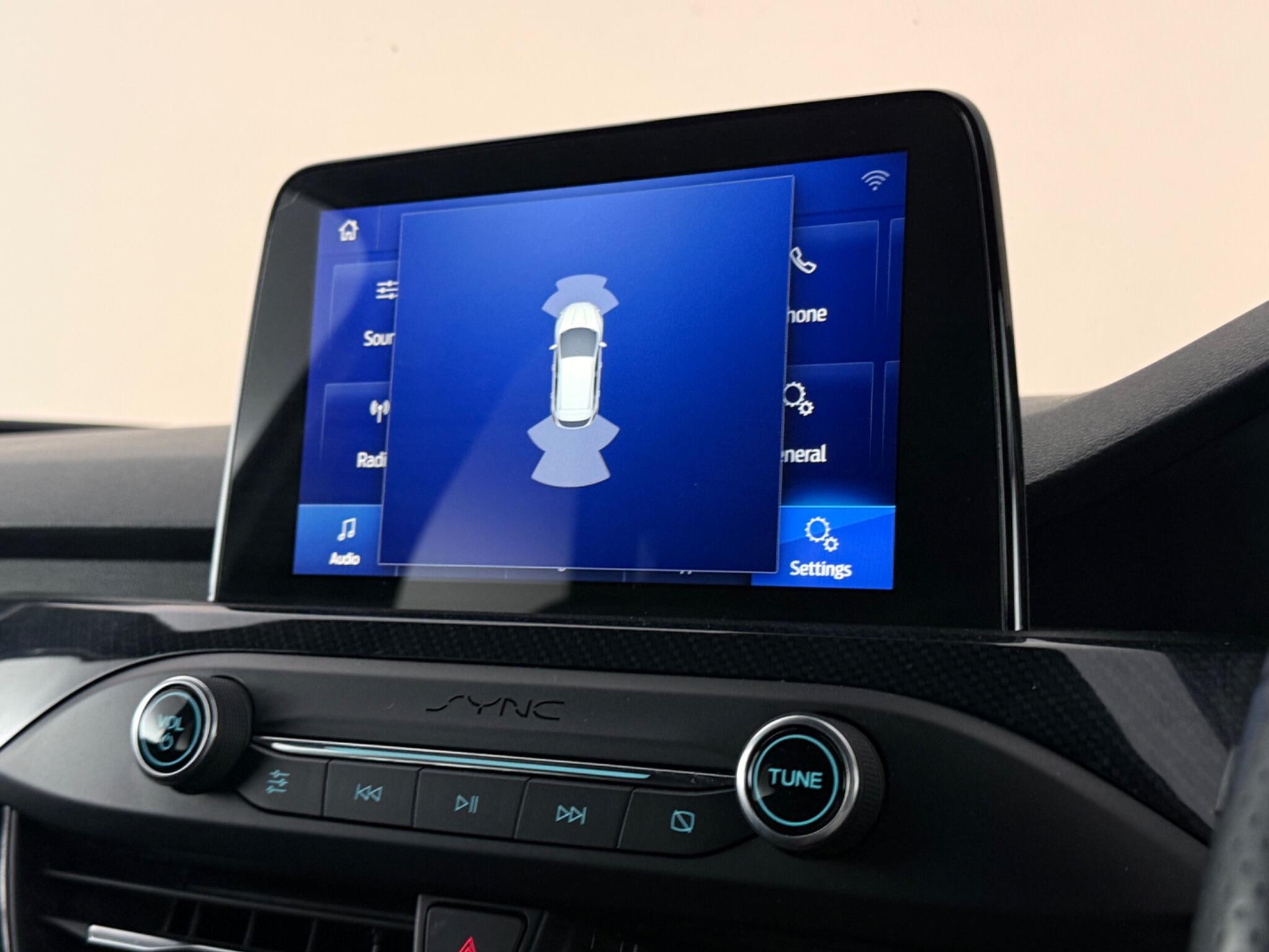 Ford Focus view 19