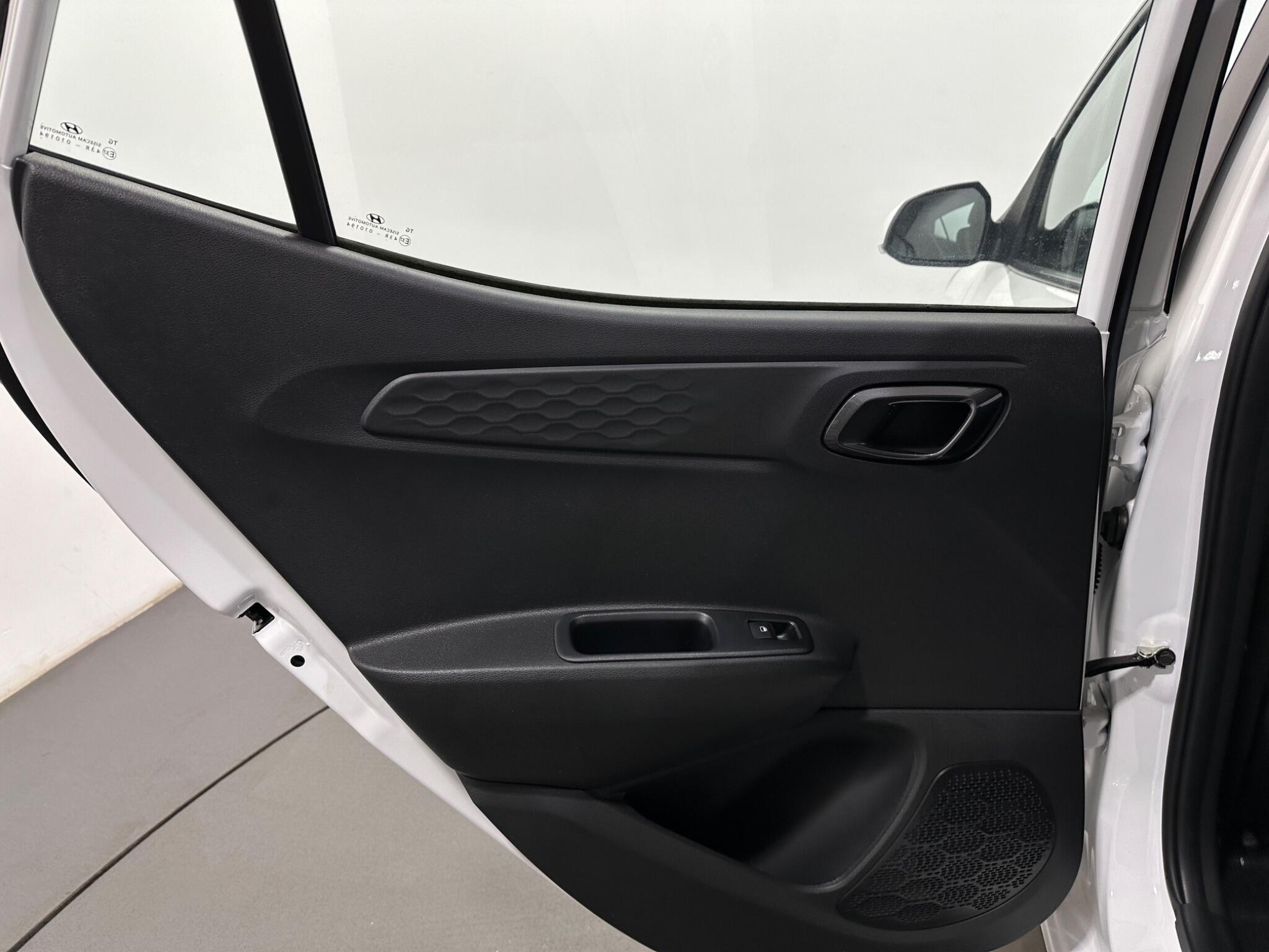 Hyundai I10 view 38