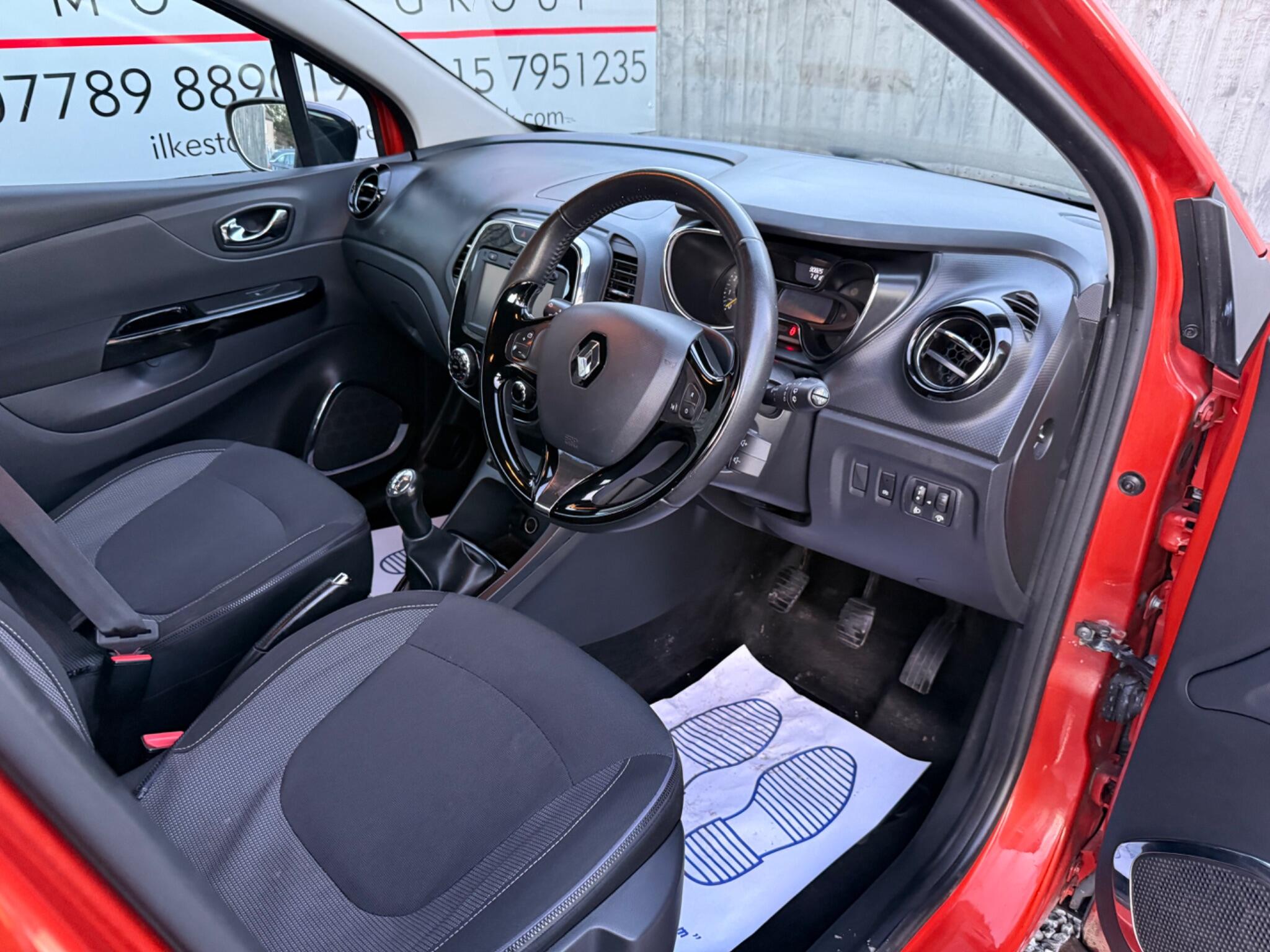 2015 Renault Captur 1.5 dCi ENERGY Dynamique Nav Euro 6 (s/s) 5dr • 90,890 miles image 23
