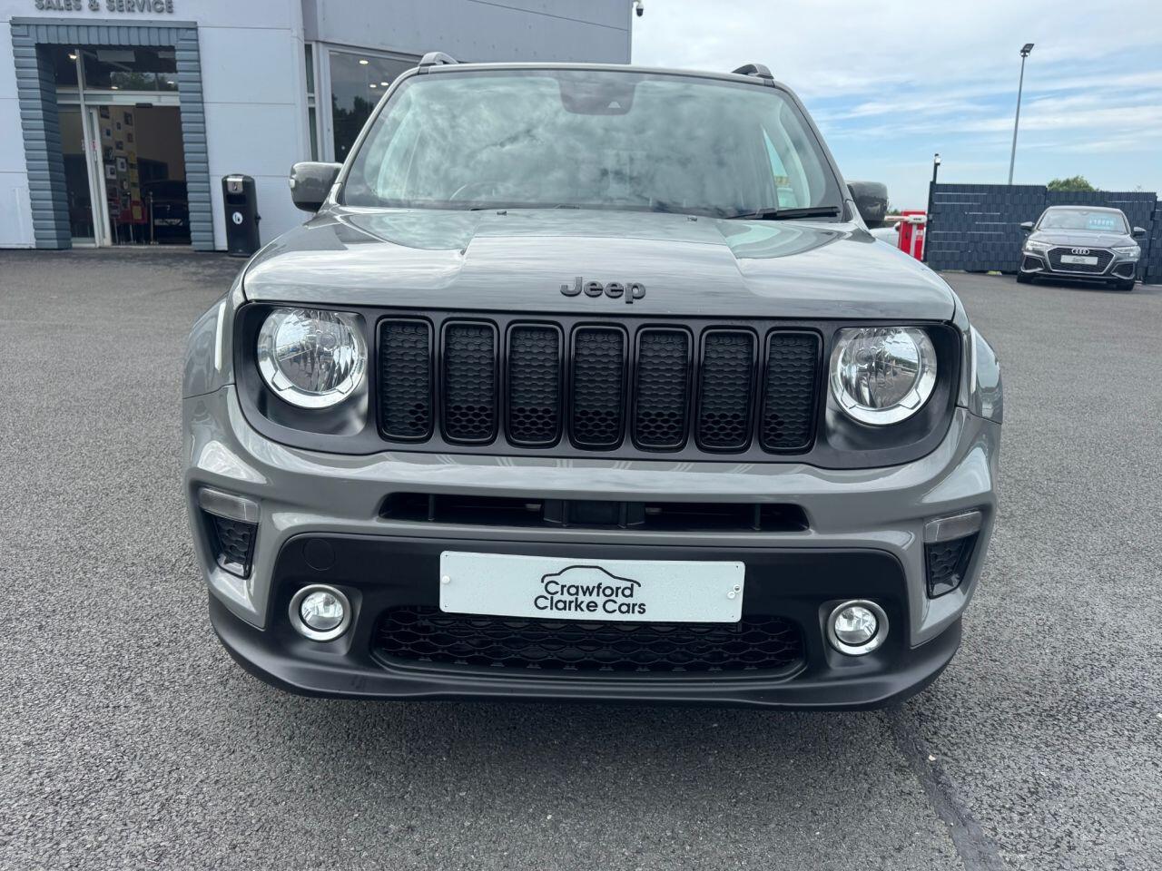 Jeep Renegade view 8
