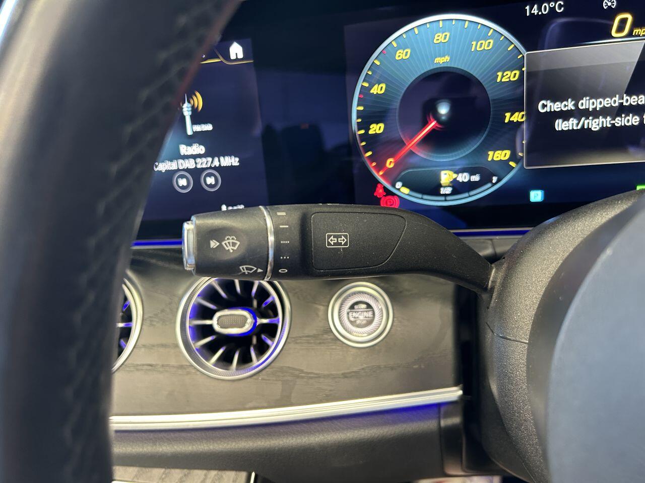 Mercedes-Benz E Class view 36