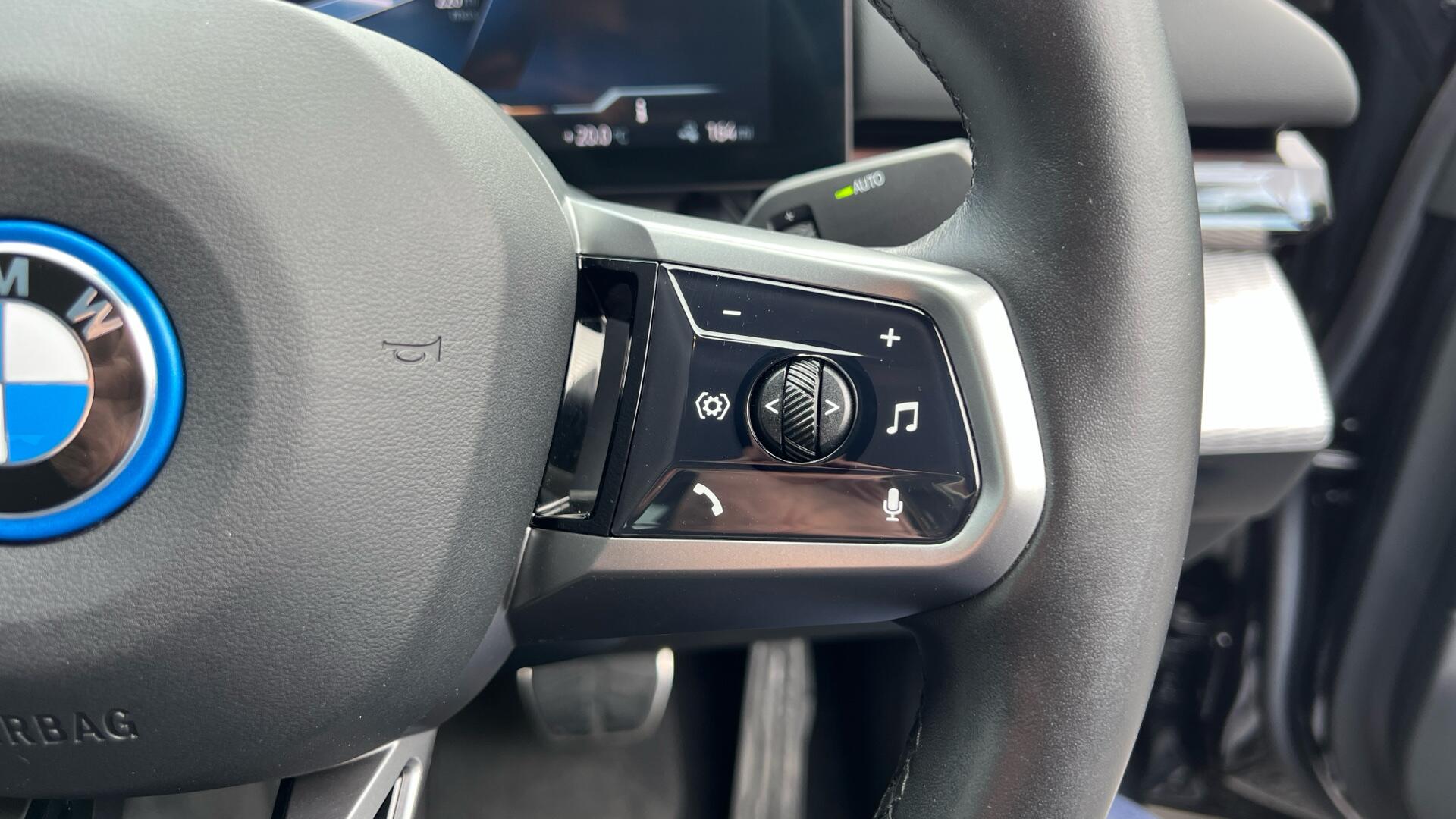 BMW I5 view 19