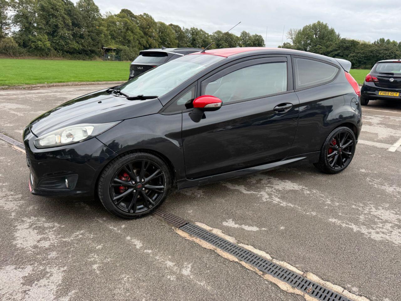 Ford Fiesta view 12