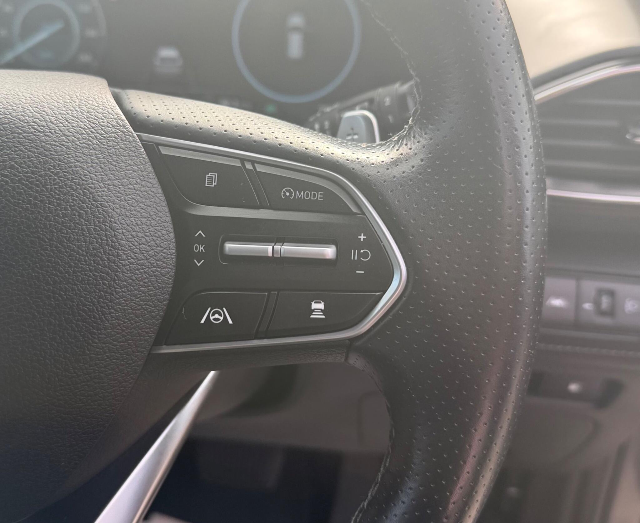 Hyundai Santa Fe view 16