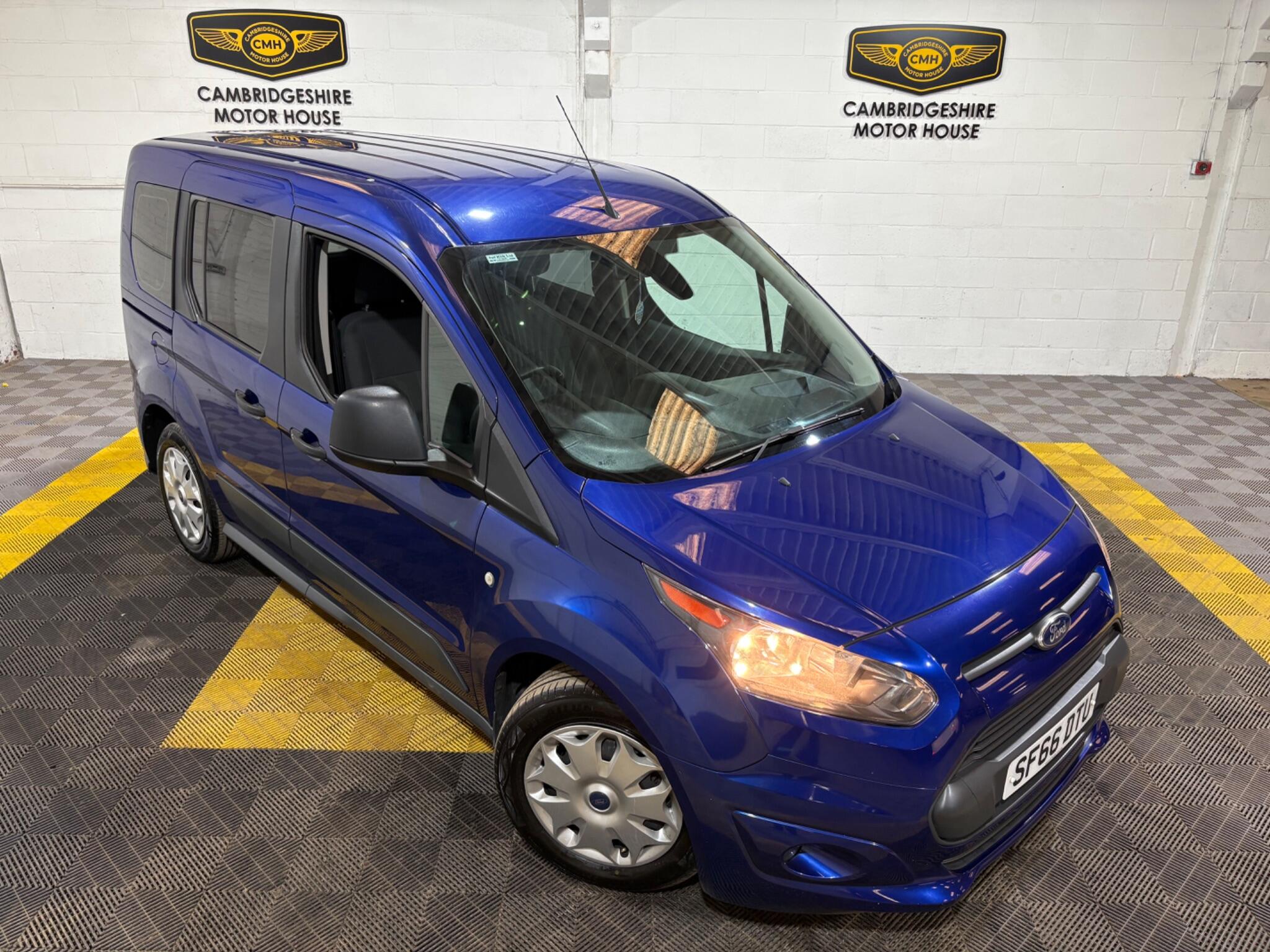 Ford Tourneo Connect view 25