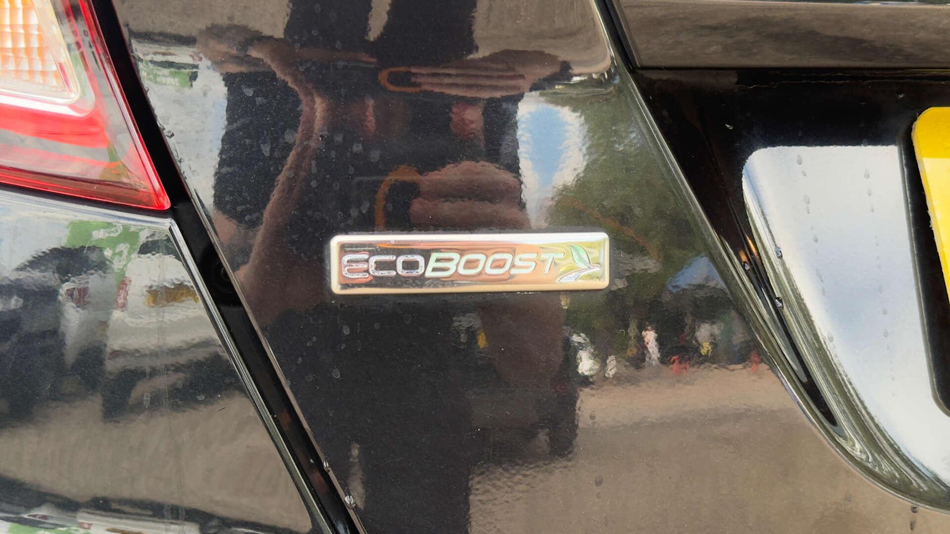 Ford Fiesta view 38