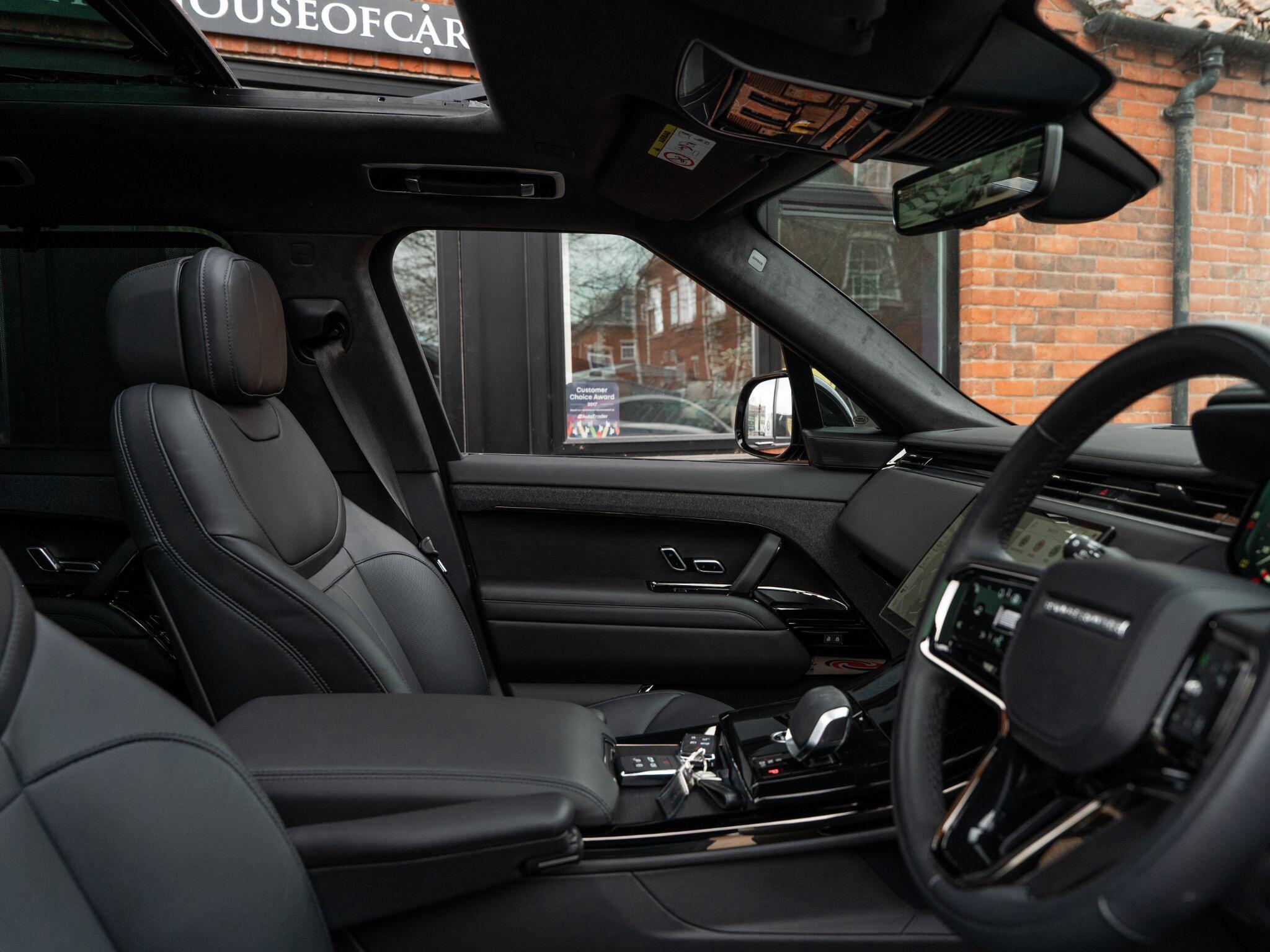 Land Rover Range Rover Sport view 39