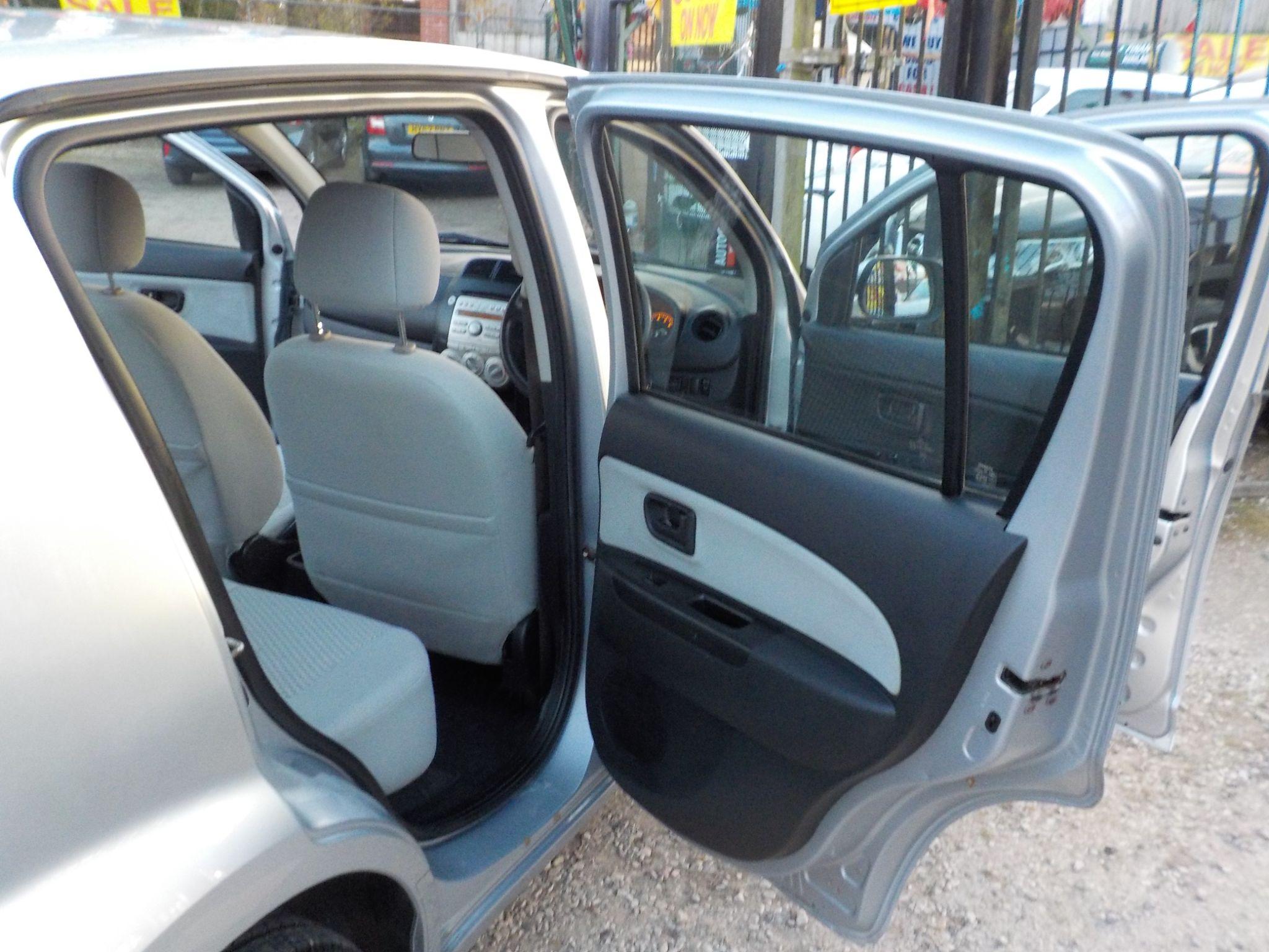 Perodua Myvi 1.3 SXi Lux 5dr