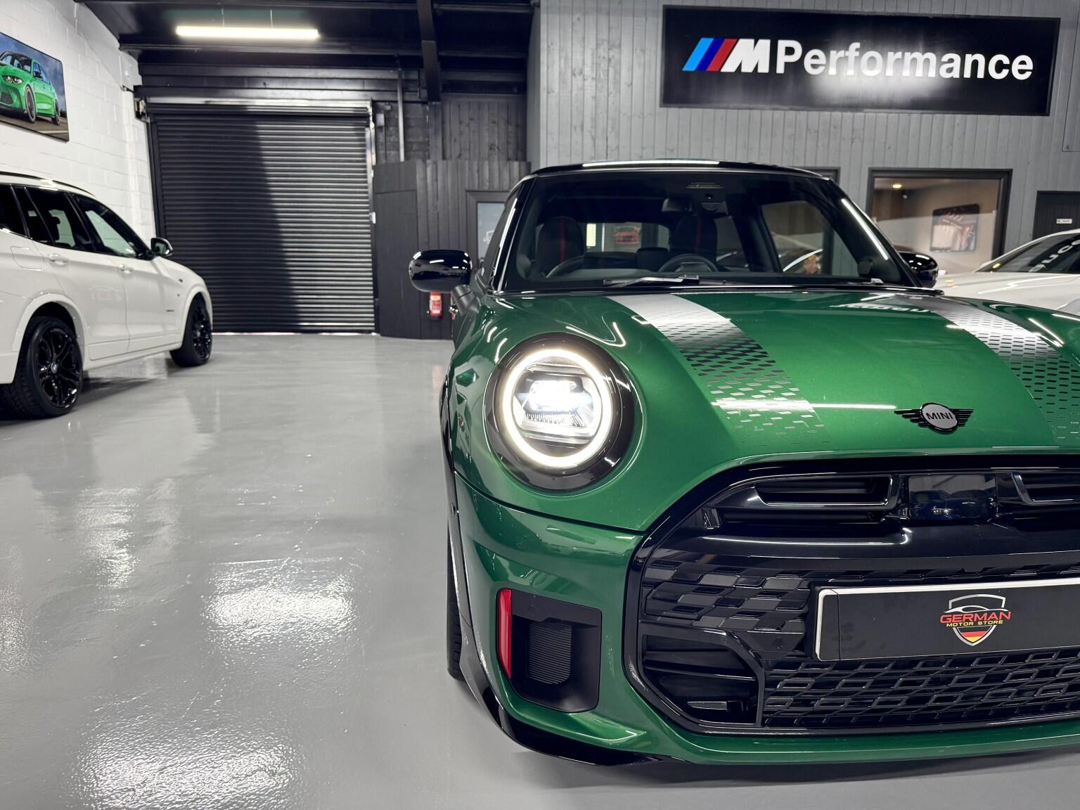 Mini Cooper Cooper view 22