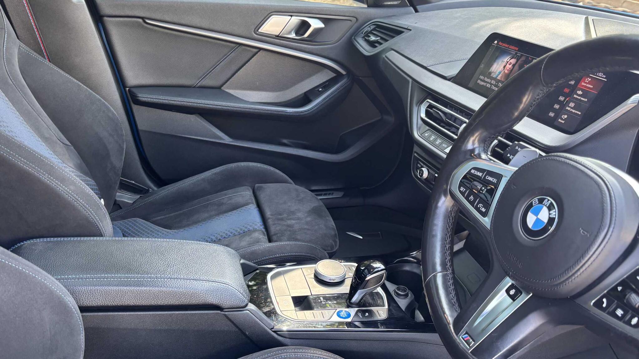 BMW 2 Series view 32