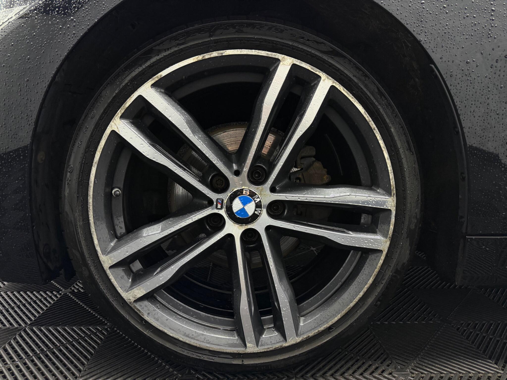 BMW 4 Series view 16