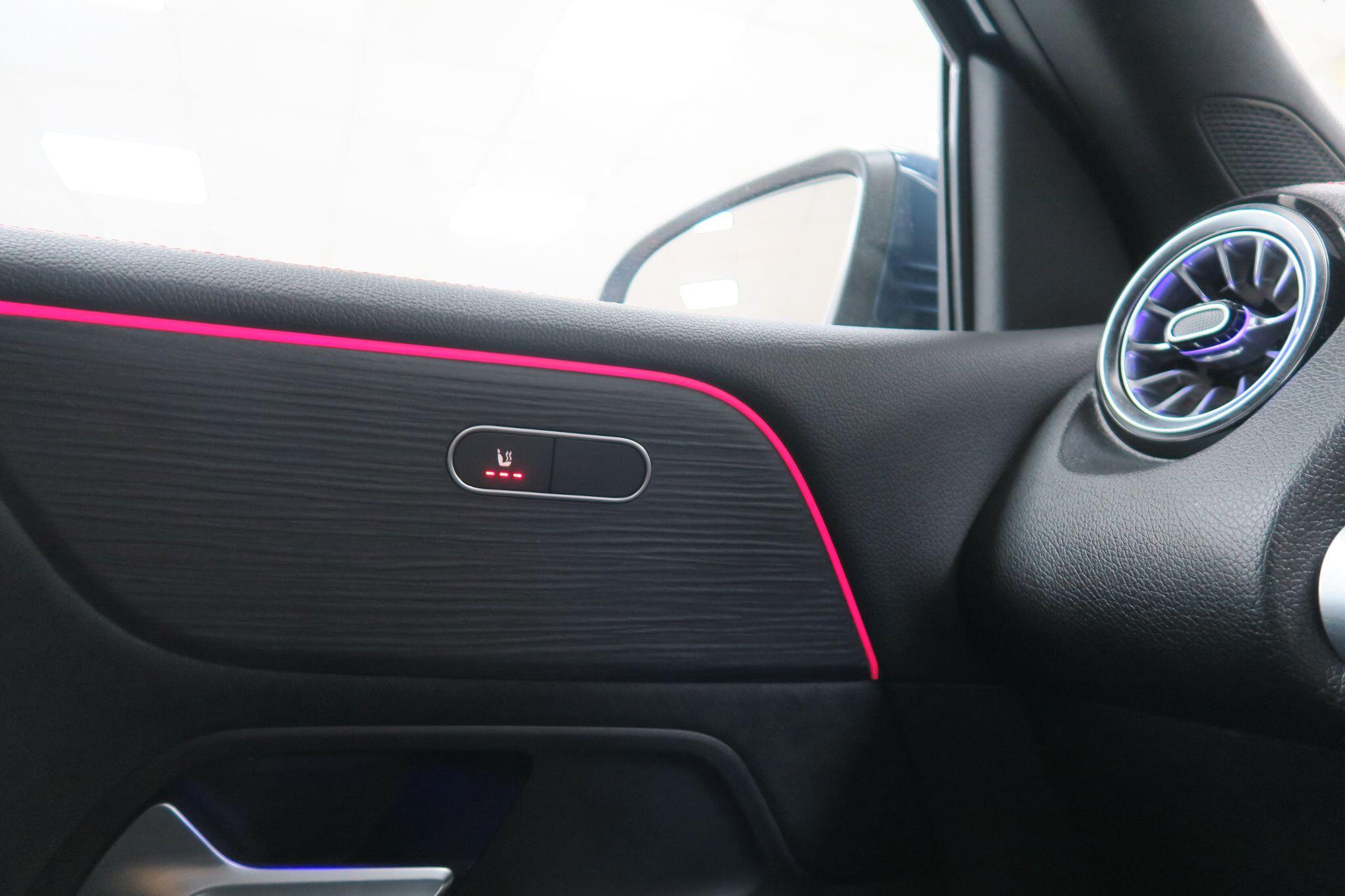 Mercedes-Benz EQB view 18