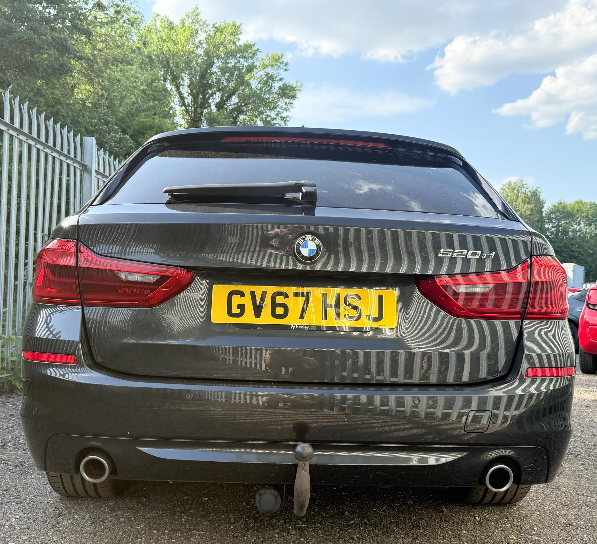 2017 BMW 5 Series image 12