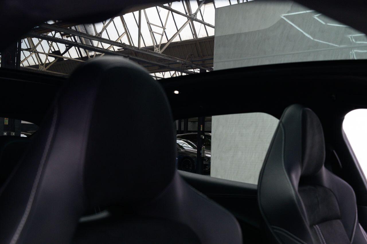 Aston Martin DBX view 21