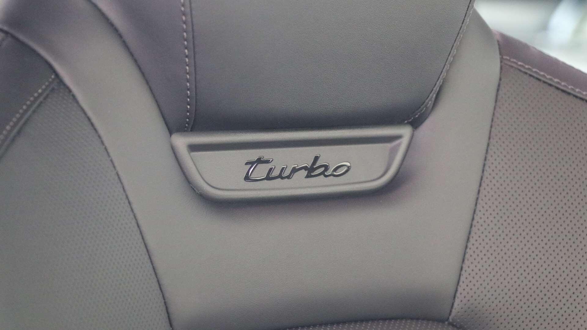 Porsche Cayenne view 23