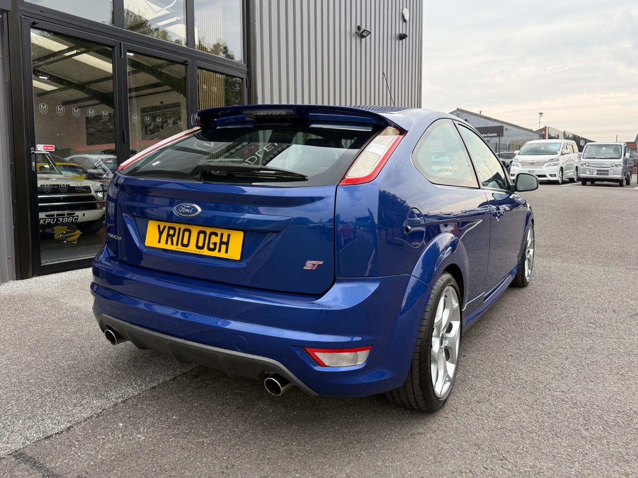 Ford Focus view 25