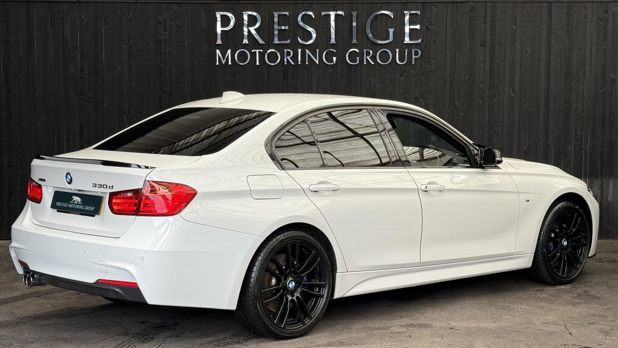 BMW 3 Series view 10