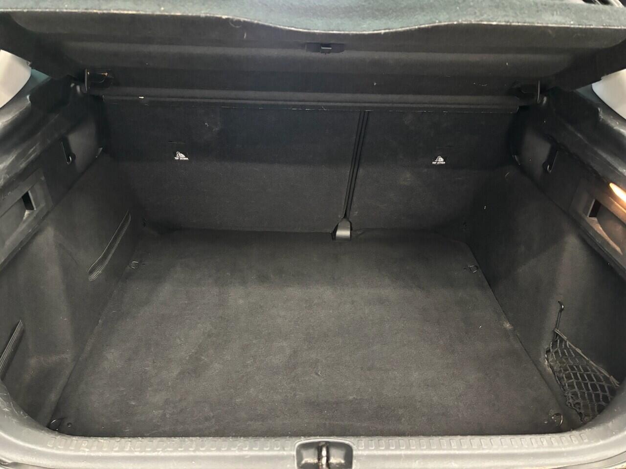 Citroen C4 view 17