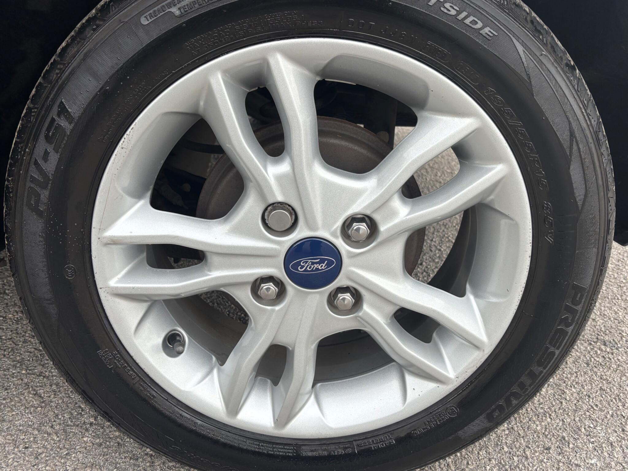 Ford Fiesta view 10