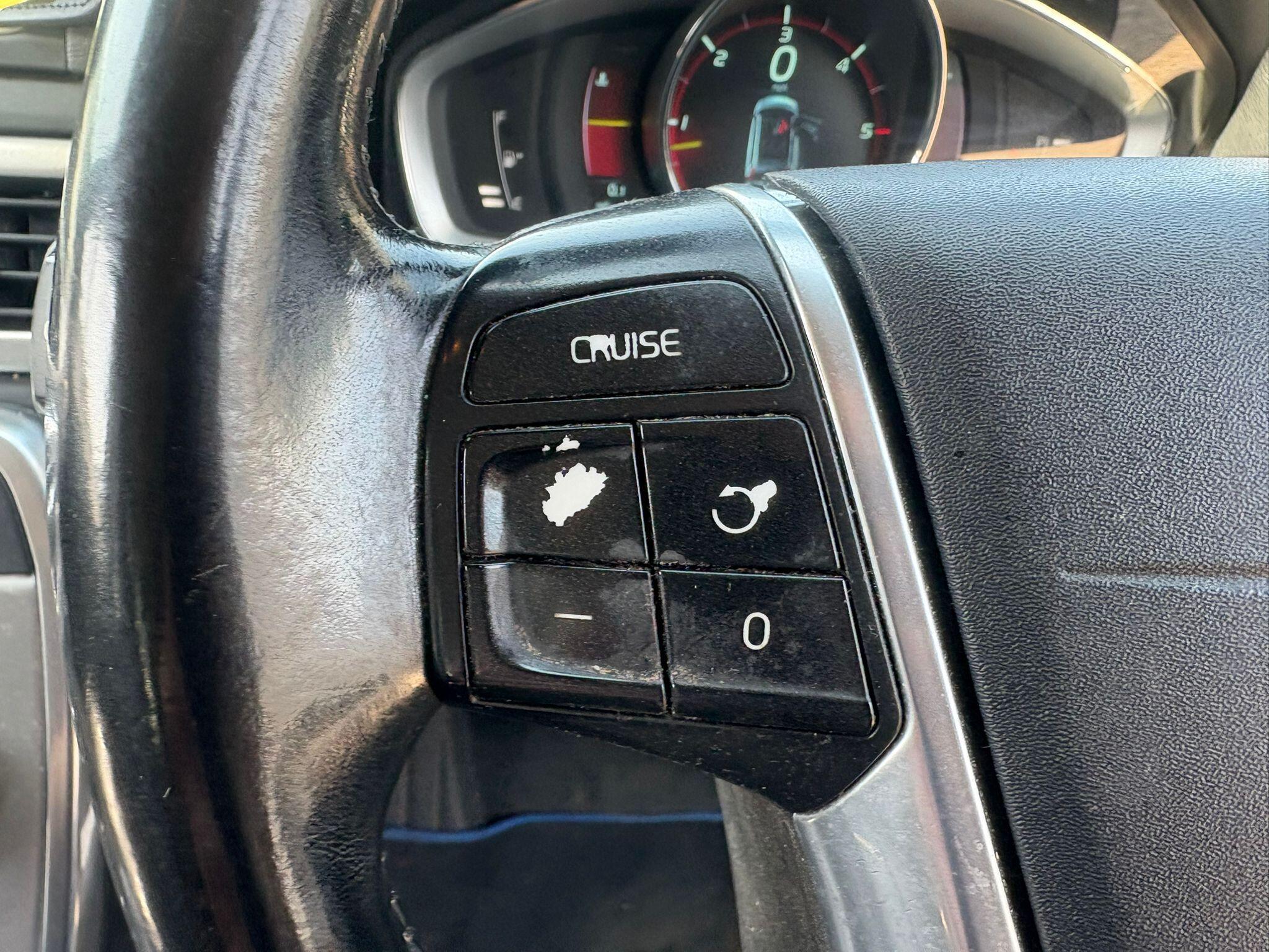 Volvo V70 view 22