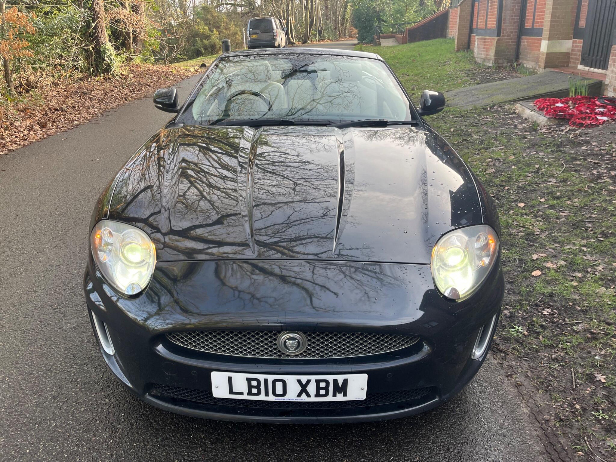 2010 Jaguar XK 5.0 V8 Auto Euro 5 2dr • 88,000 miles image 2