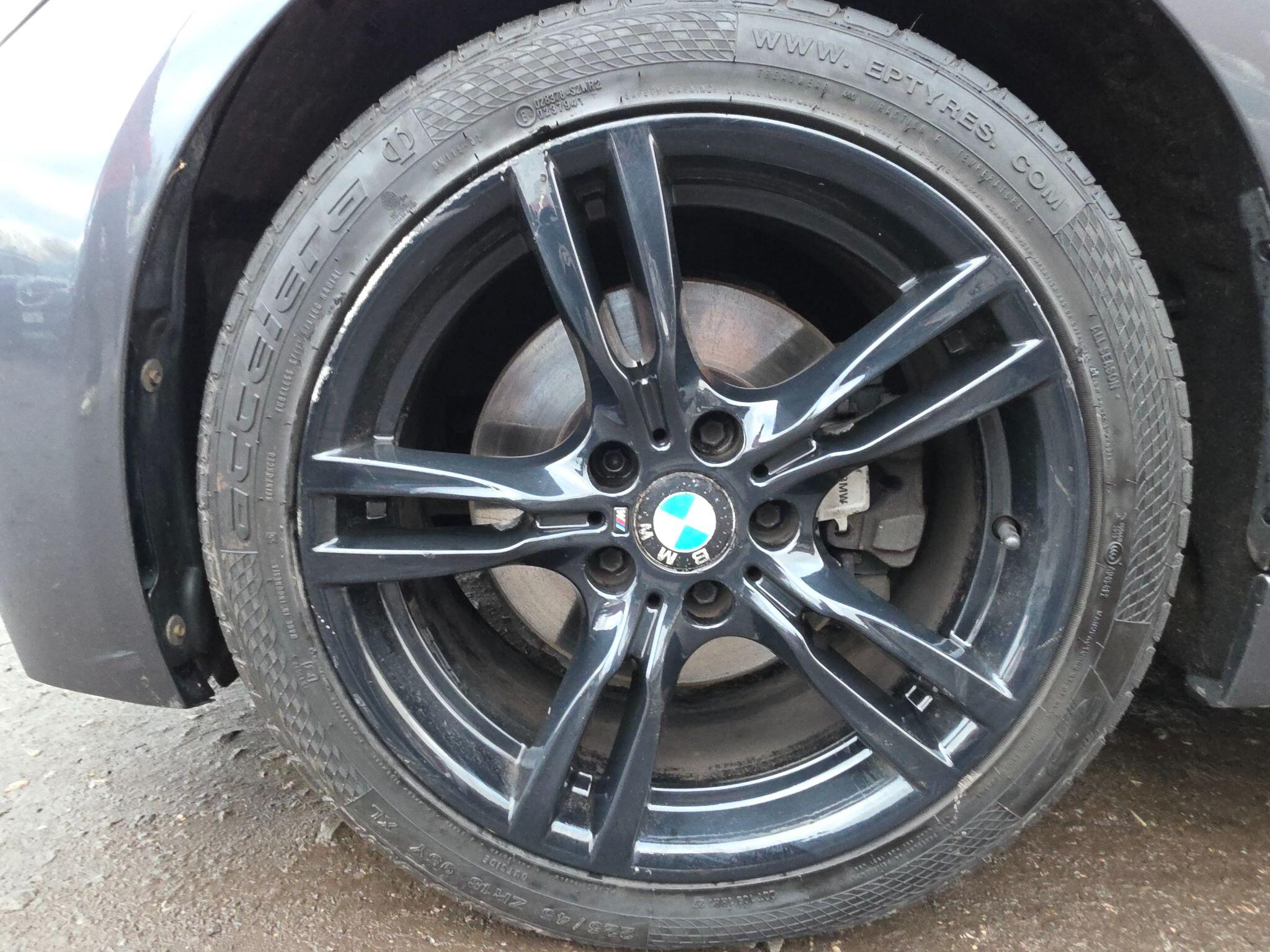 2013 BMW 3 Series image 43