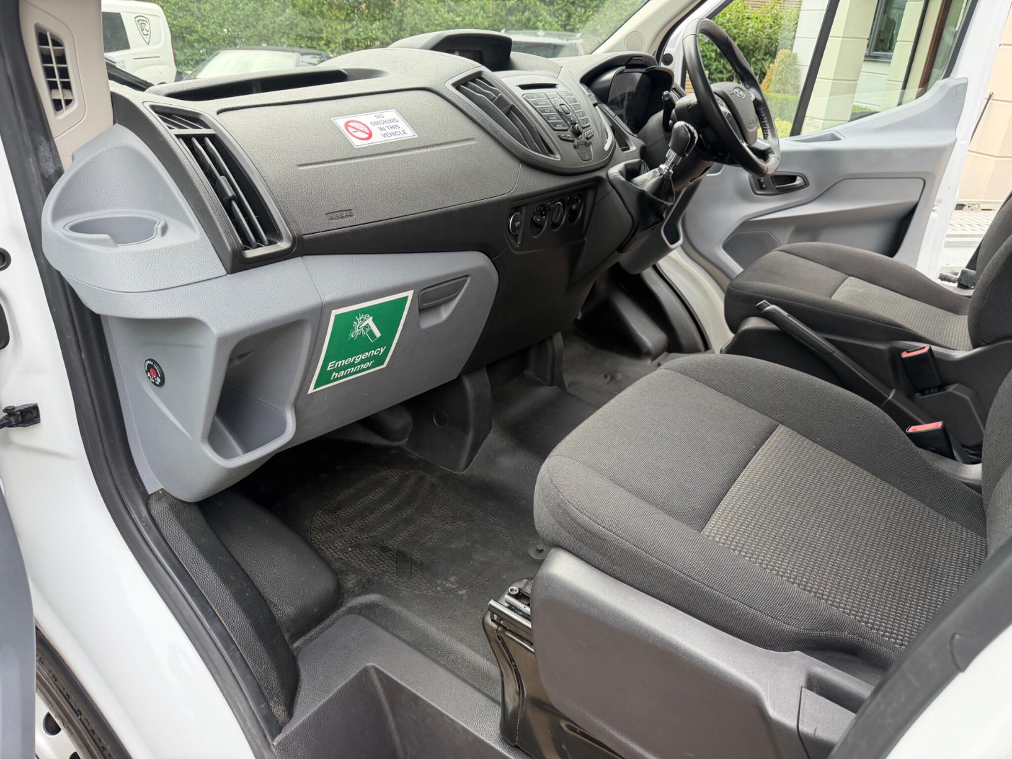 Ford Transit view 26