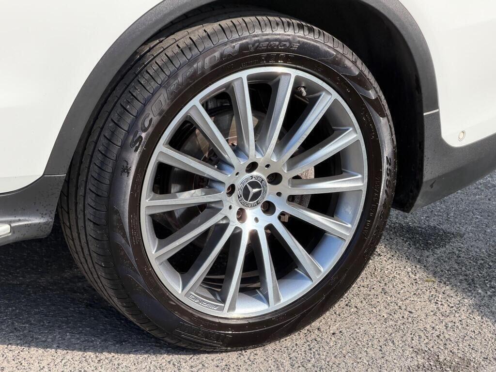 Mercedes-Benz GLC view 52