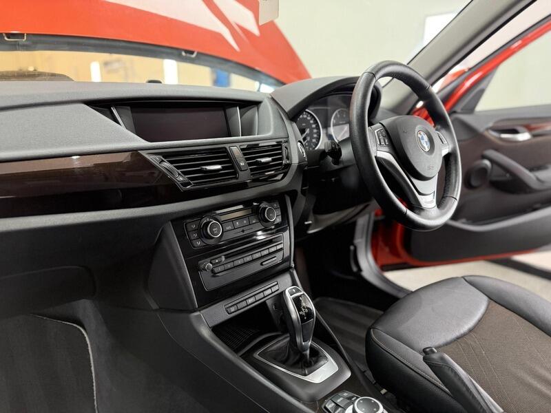 2013 BMW X1 image 16