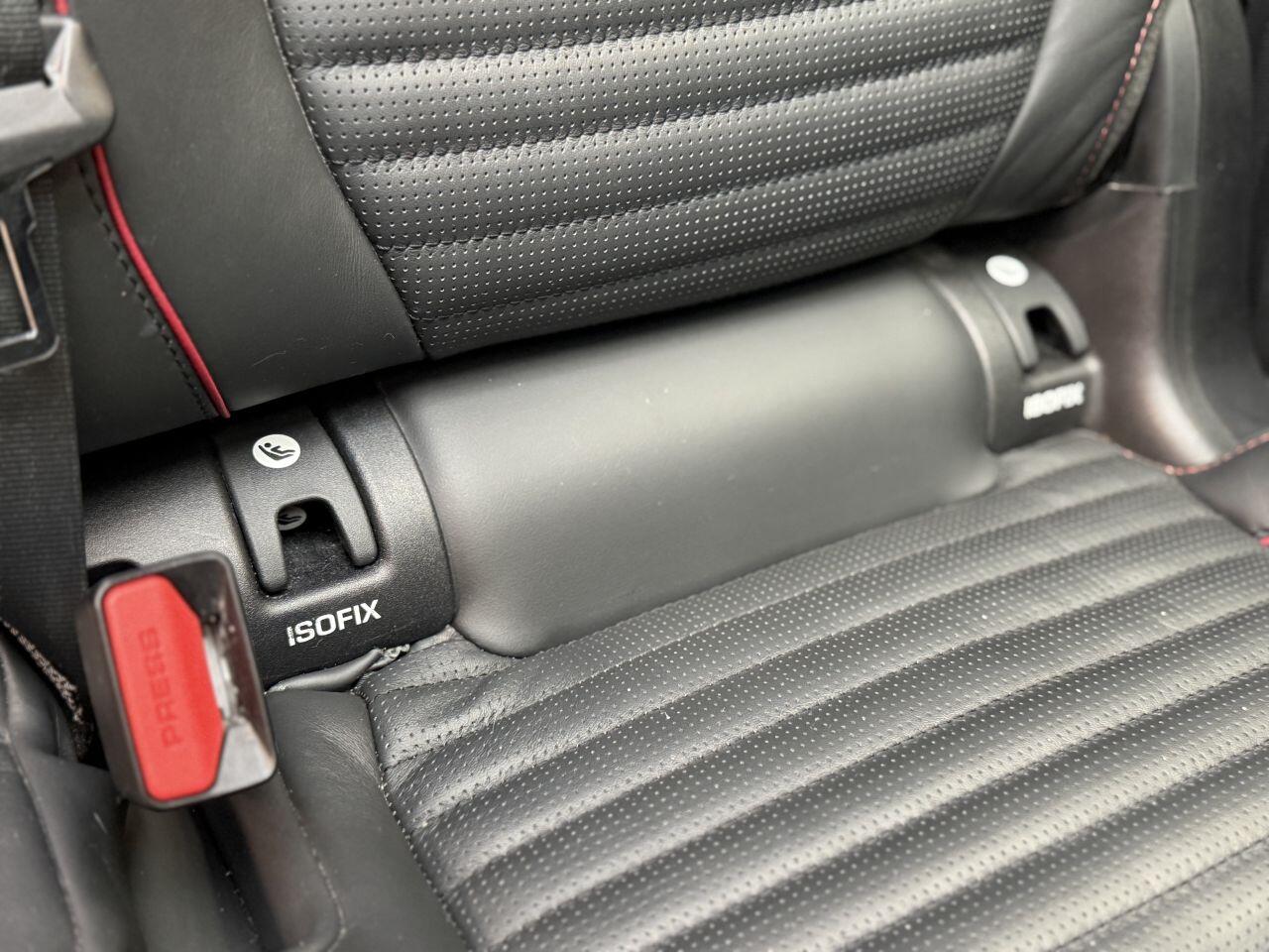 Land Rover Discovery Sport view 28