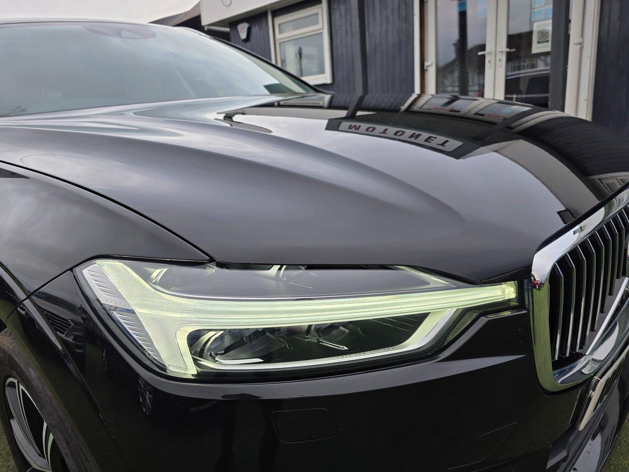 Volvo XC60 view 18