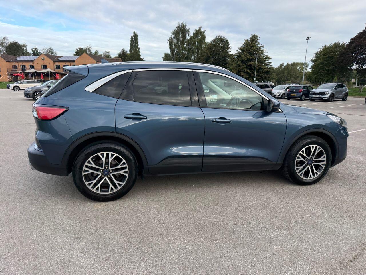 Ford Kuga view 57