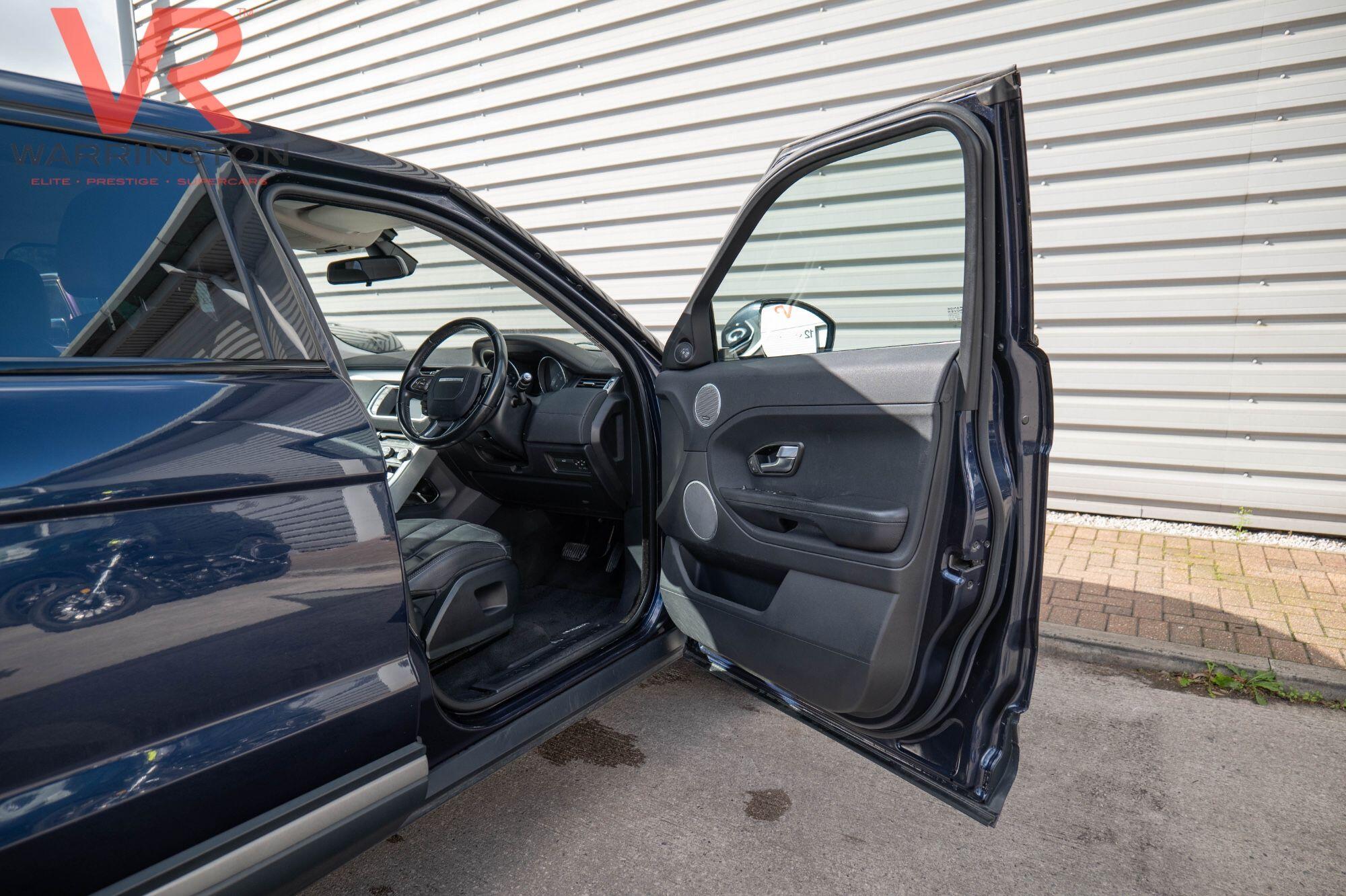 Land Rover Range Rover Evoque view 20