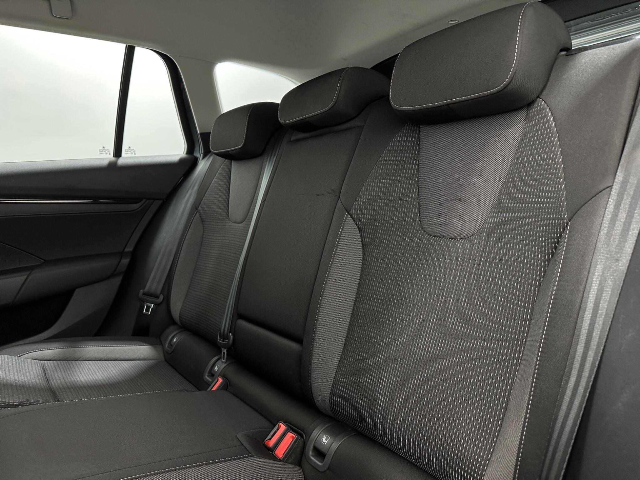 Skoda Octavia view 37