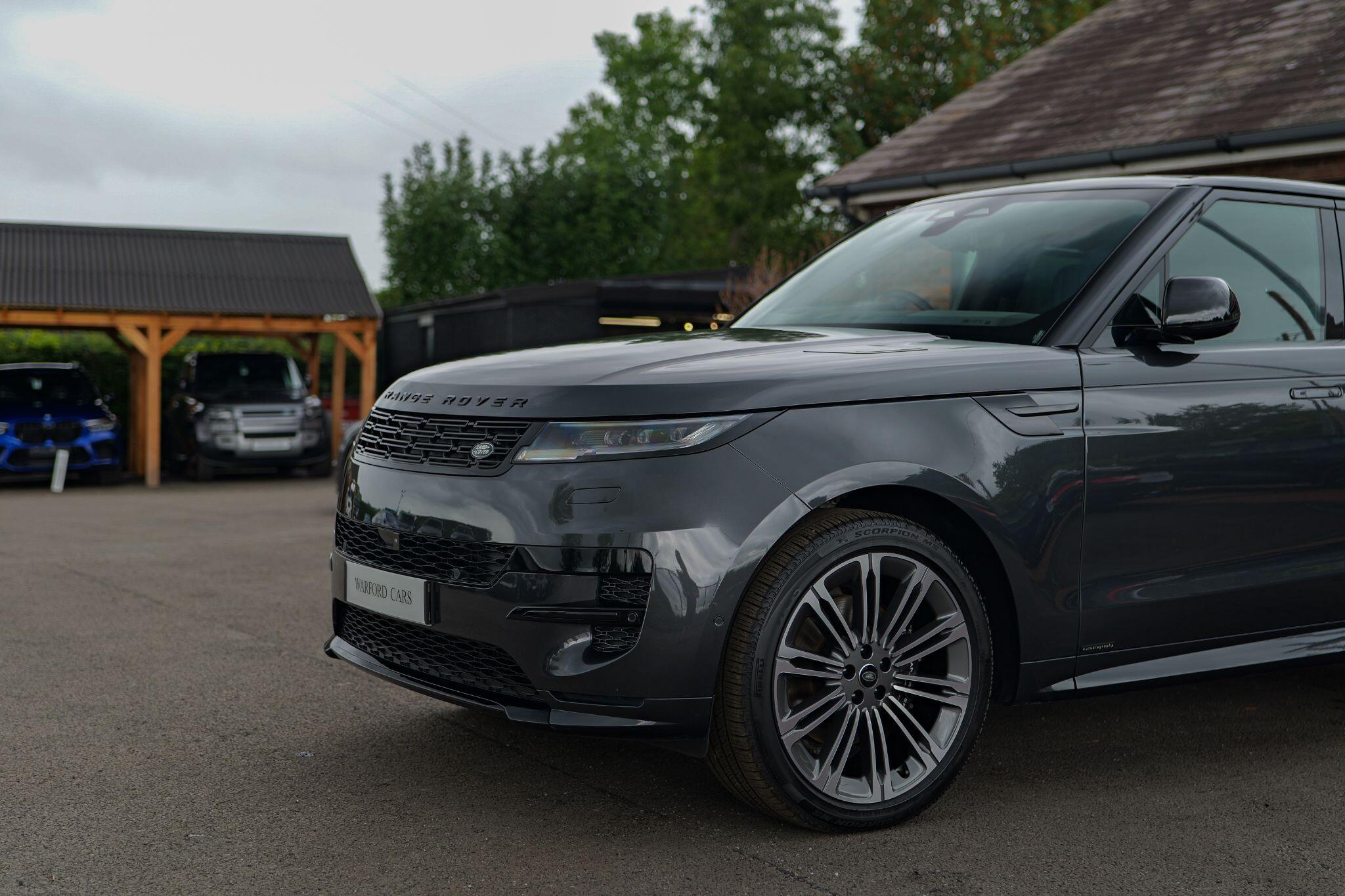 Land Rover Range Rover Sport view 7